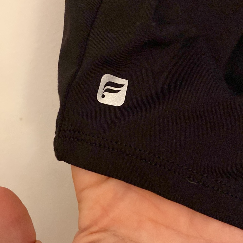 Fabletics black exercise top - Picture 4 of 4